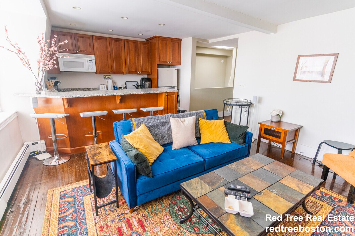 61 W Cedar St, Boston, MA 02114 Apartments in Boston, MA