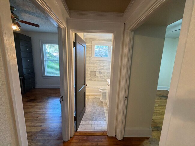 Foto del edificio - 103 N Hillside Ave