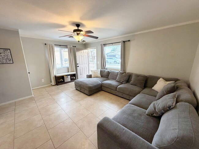 Building Photo - 10069 E Paseo San Ardo