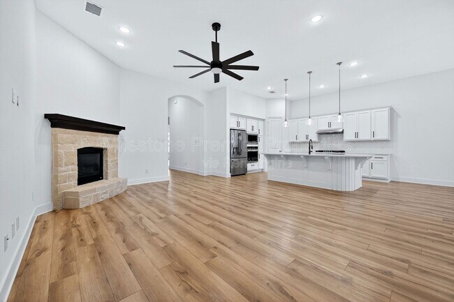 Foto del edificio - 4204 Savannah Ct