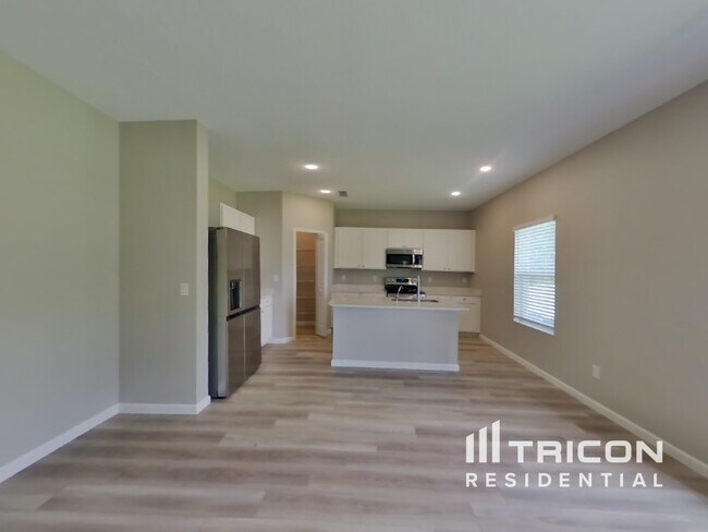 Foto del edificio - 7654 Greatford Wy