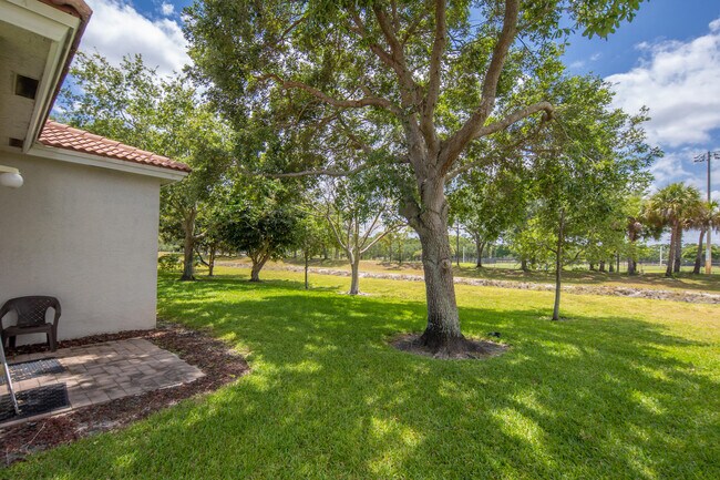 Building Photo - 139 2 Pine Dr