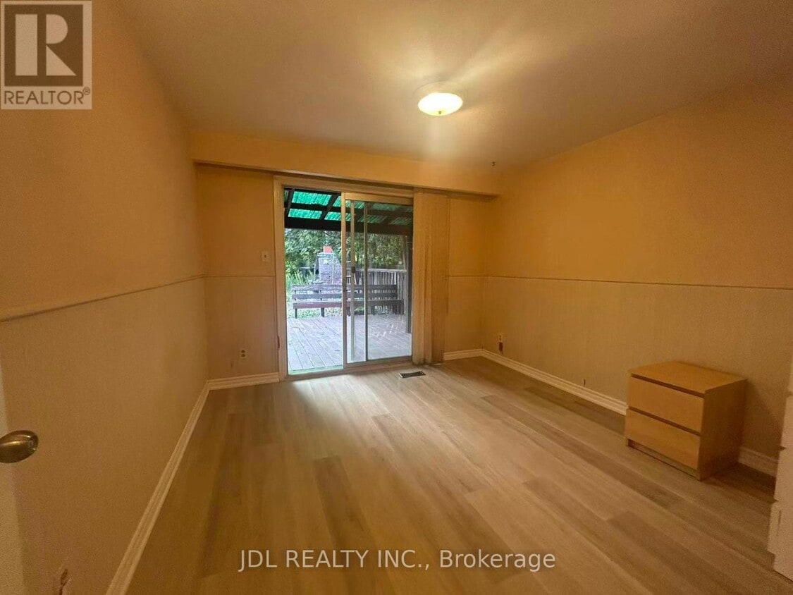 Photo principale - 3528 Ellesmere Rd