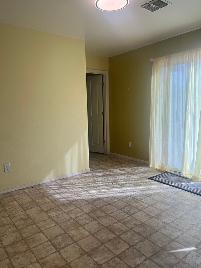 Building Photo - 6889 S Harrier Loop