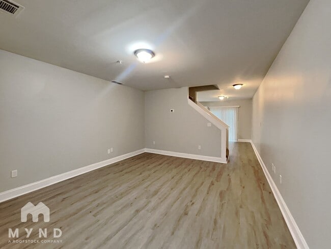 Building Photo - 1232 Pinedale Cir NW