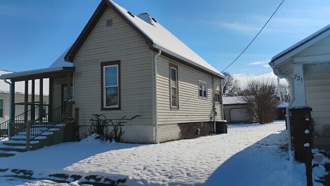 Foto del edificio - Single Family Home