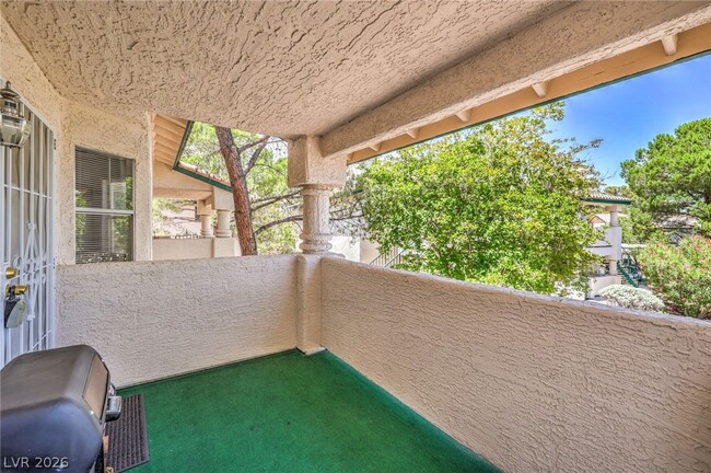 Foto del edificio - 7961 Lions Rock Way