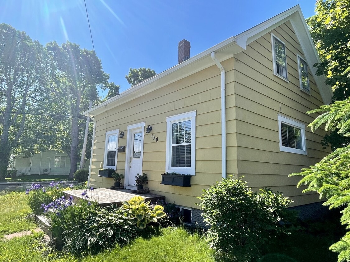 Primary Photo - 150 Cambridge St