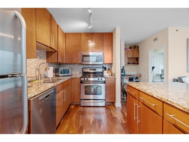 Foto del edificio - 929 Portland Ave