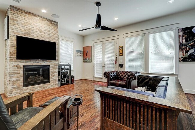 Foto del edificio - 2501 McDuffie St