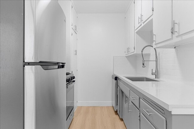 Foto del edificio - 6114 Cahuenga Blvd