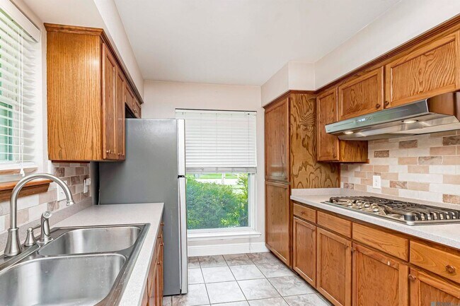 Foto del edificio - 17247 Sharpsburg Ave