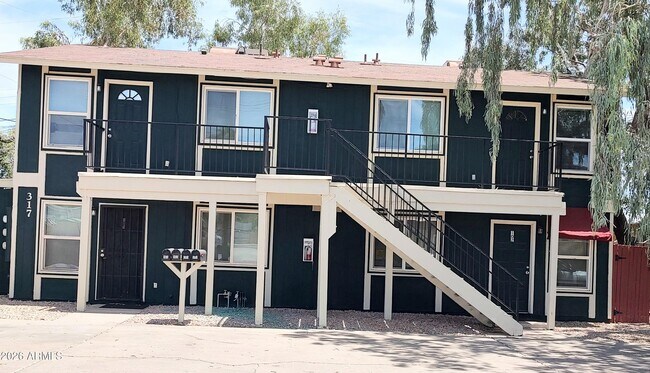 Foto del edificio - 317 S Stapley Dr