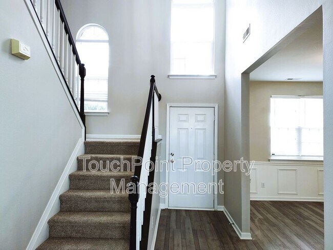 Foto del edificio - 16127 Circlegreen Dr