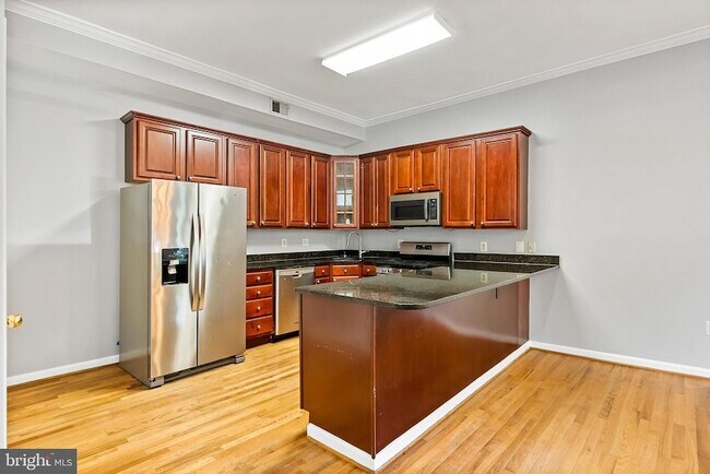 Foto del edificio - 600 Q St NW