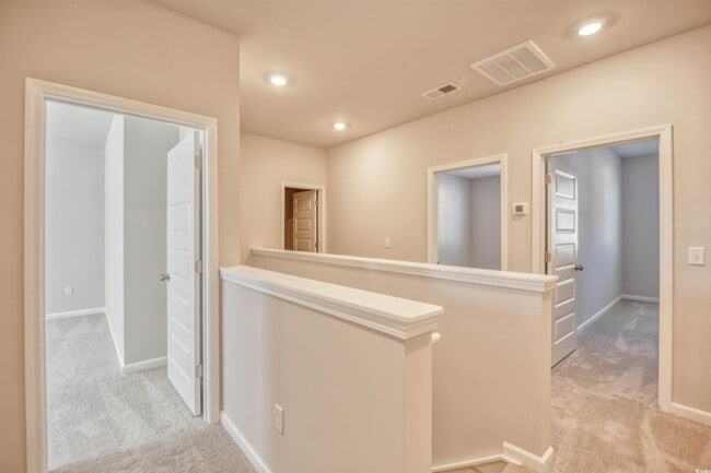 Foto del edificio - 736 Sturdy Root Pl