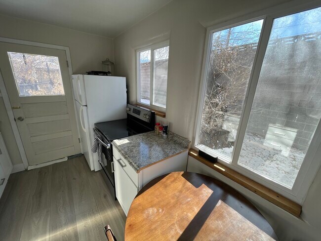 Kitchen - 96 N 300 W