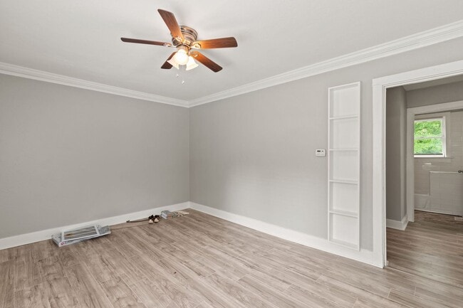 Foto del edificio - For Rent - $1195.00 2 bedroom/1 bath Duplex unit