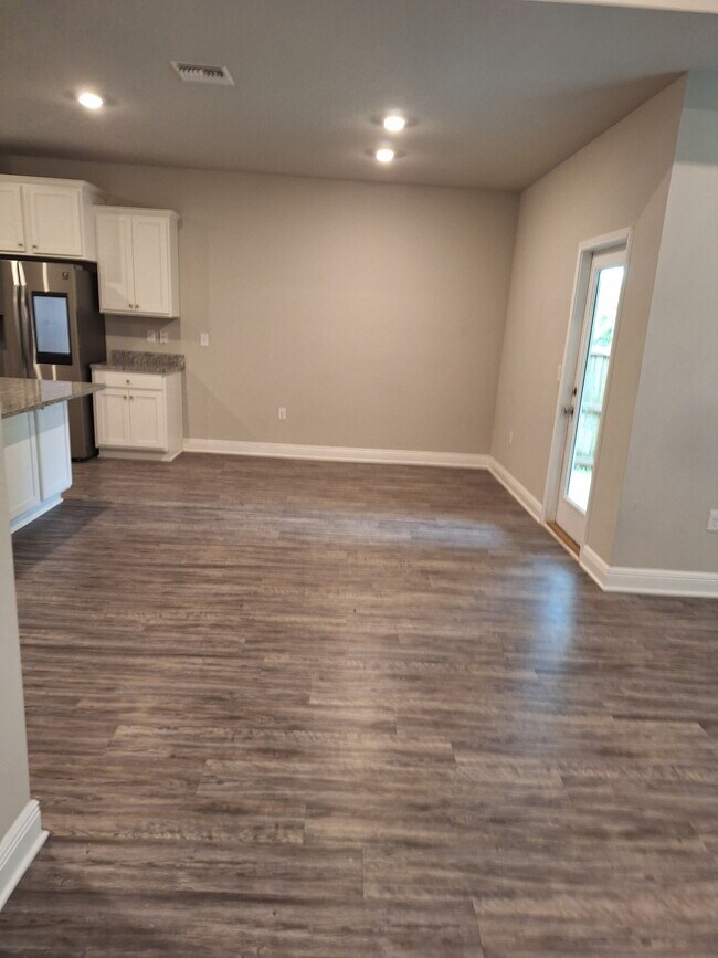 Comedor - 256 Villa Bay Dr