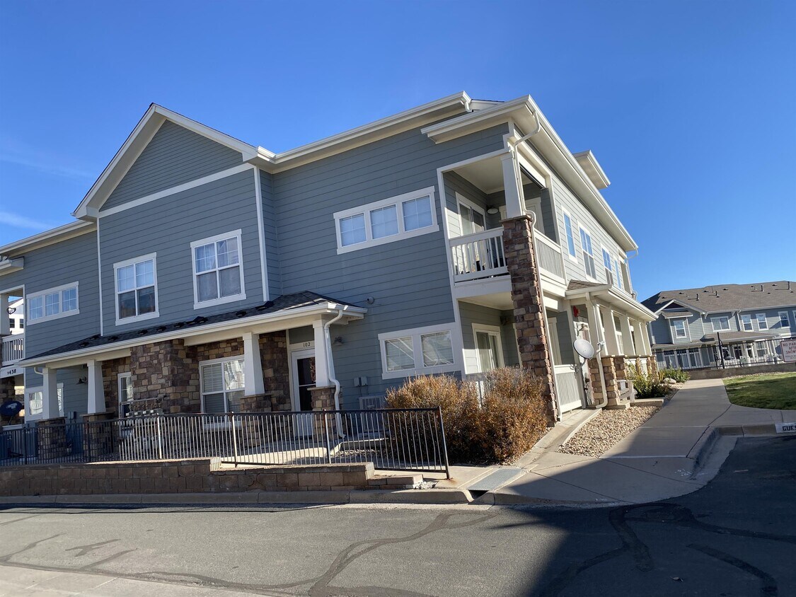 Primary Photo - 9438 Ashbury Cir