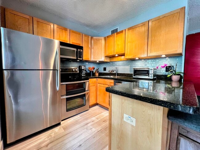 Foto del edificio - 2660 NE 8th Ave