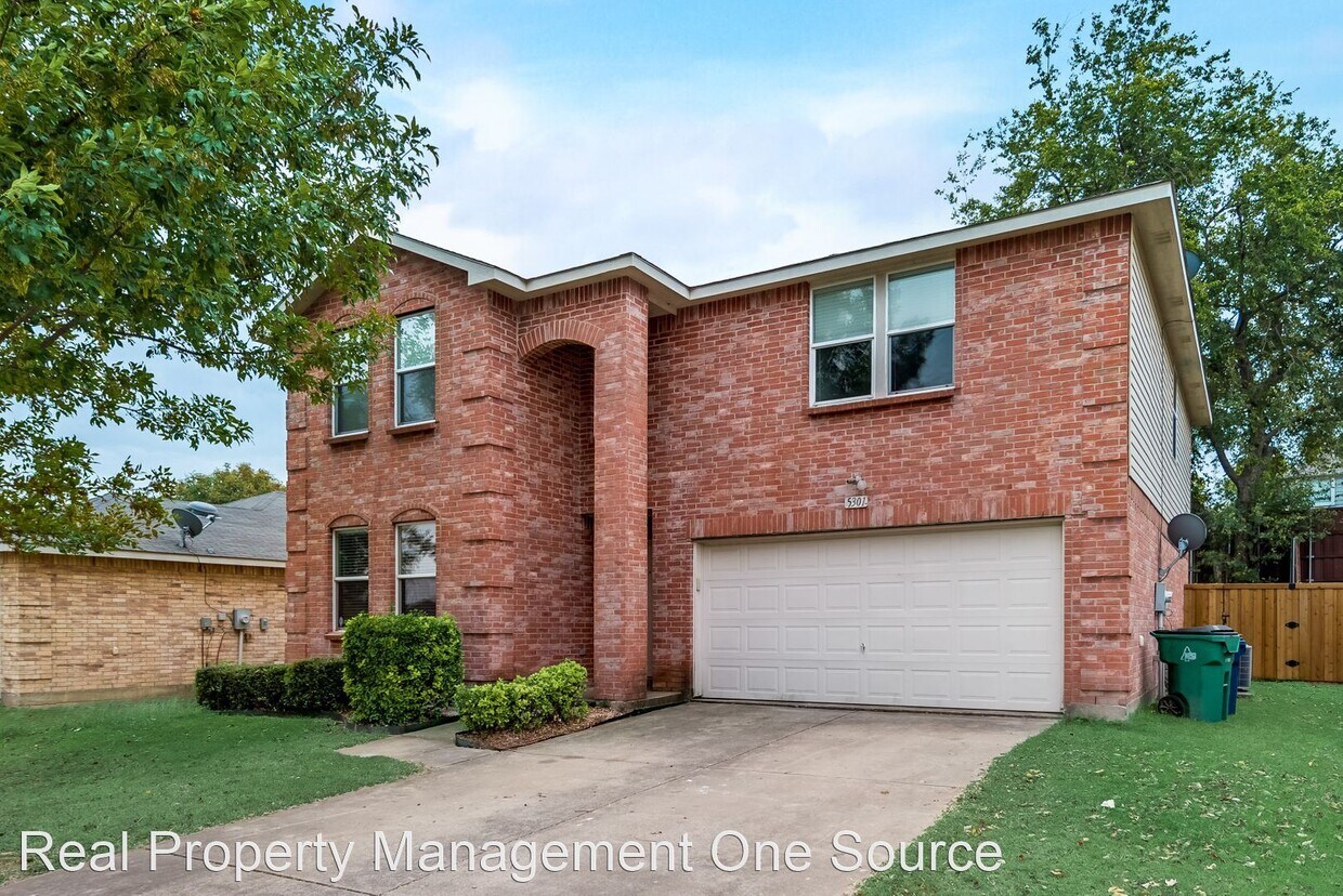 5301 Mountain Pointe Dr