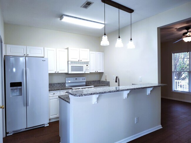 Building Photo - Pristine, 2 Story Home located in Mill Creek Subdivision in Cornelius!