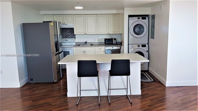 Building Photo - 1 Glen Royal Pkwy