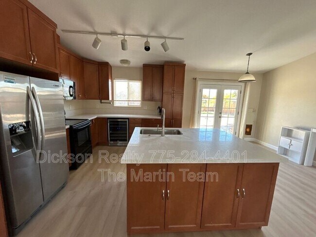 Foto del edificio - 140 Veronica Ave