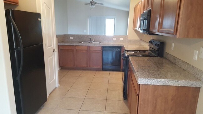 Foto del edificio - 7826 S 72nd Ln