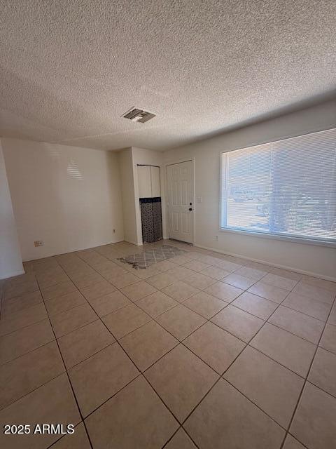 Foto del edificio - 1131 W Ross Ave