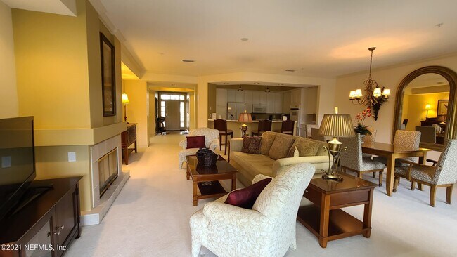 Foto del edificio - 355 N Shore Cir