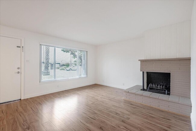 Building Photo - 1518 Cobb St