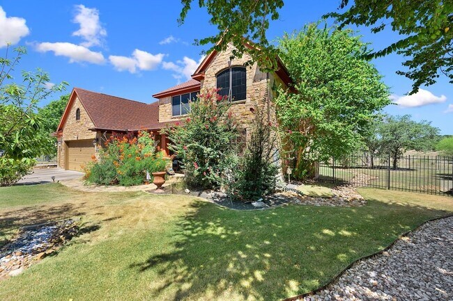 Foto del edificio - 22140 Rose Grass Ln