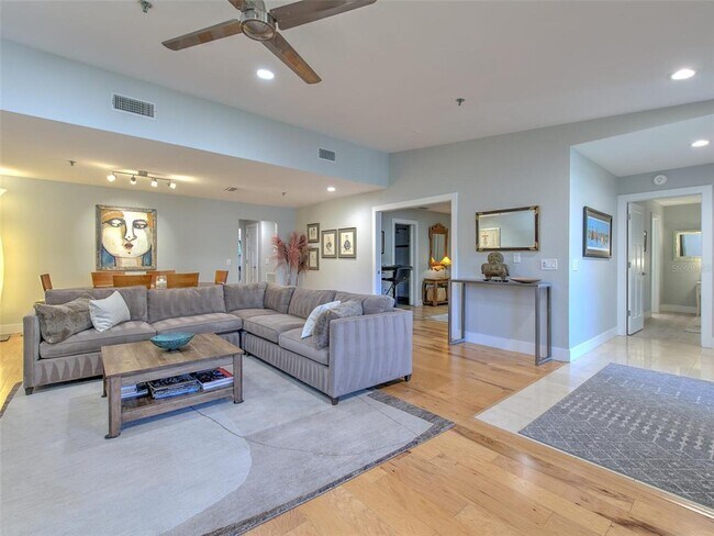 Building Photo - 2377 Harbour Oaks Dr