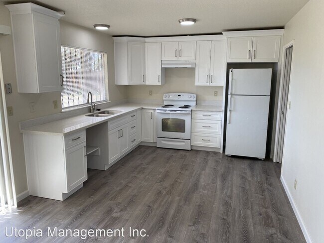Foto del edificio - 3 br, 2 bath House - 381 Amber Ave