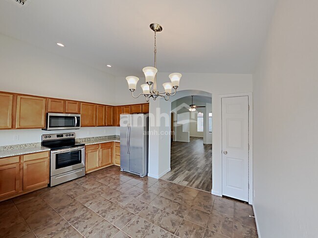 Building Photo - 22972 W Gardenia Dr