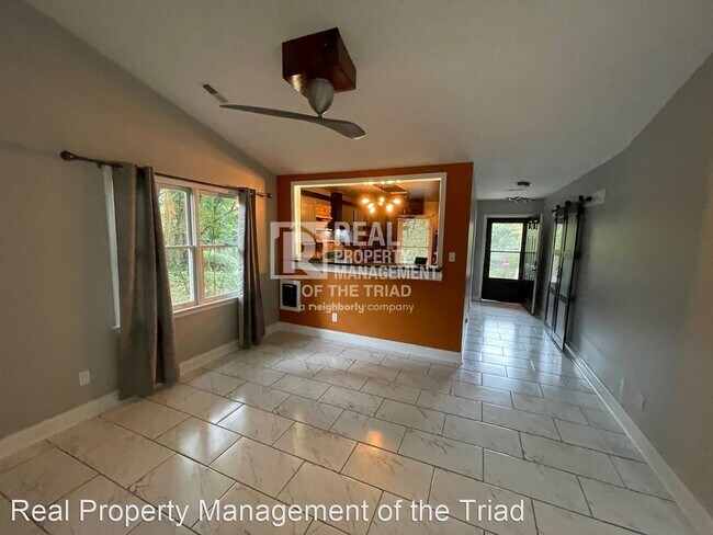 Building Photo - 2 br, 2 bath House - 1319 Glen Raven Court