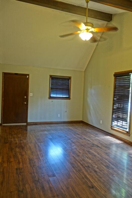 Foto del edificio - 4713 Wheaton Ln NW