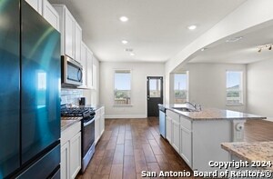 Foto del edificio - 4054 Copper River