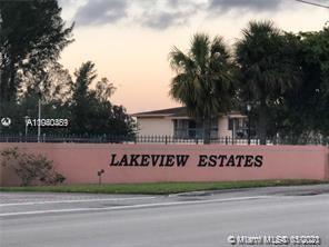Foto principal - 1940 NW 119th St