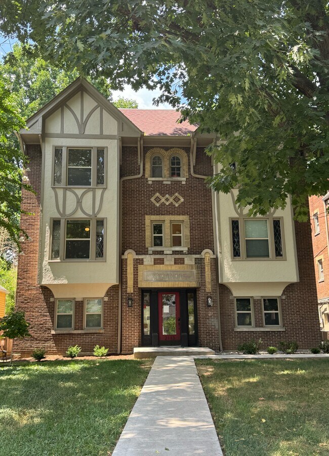 Building Photo - 2113 Speed Ave
