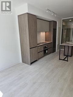 Building Photo - 8 Beverley Glen Blvd