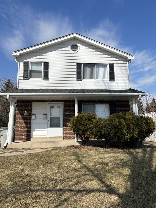 Outside - 4560 W Mill Rd