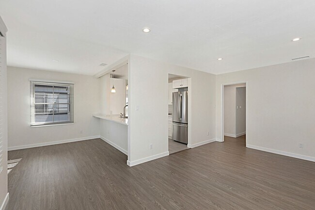 Foto del edificio - Coronado Village - Upgraded 3bd/2ba house ...