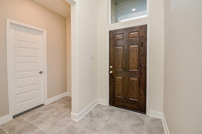 Foto del edificio - 1710 Ruby Plains Ct.