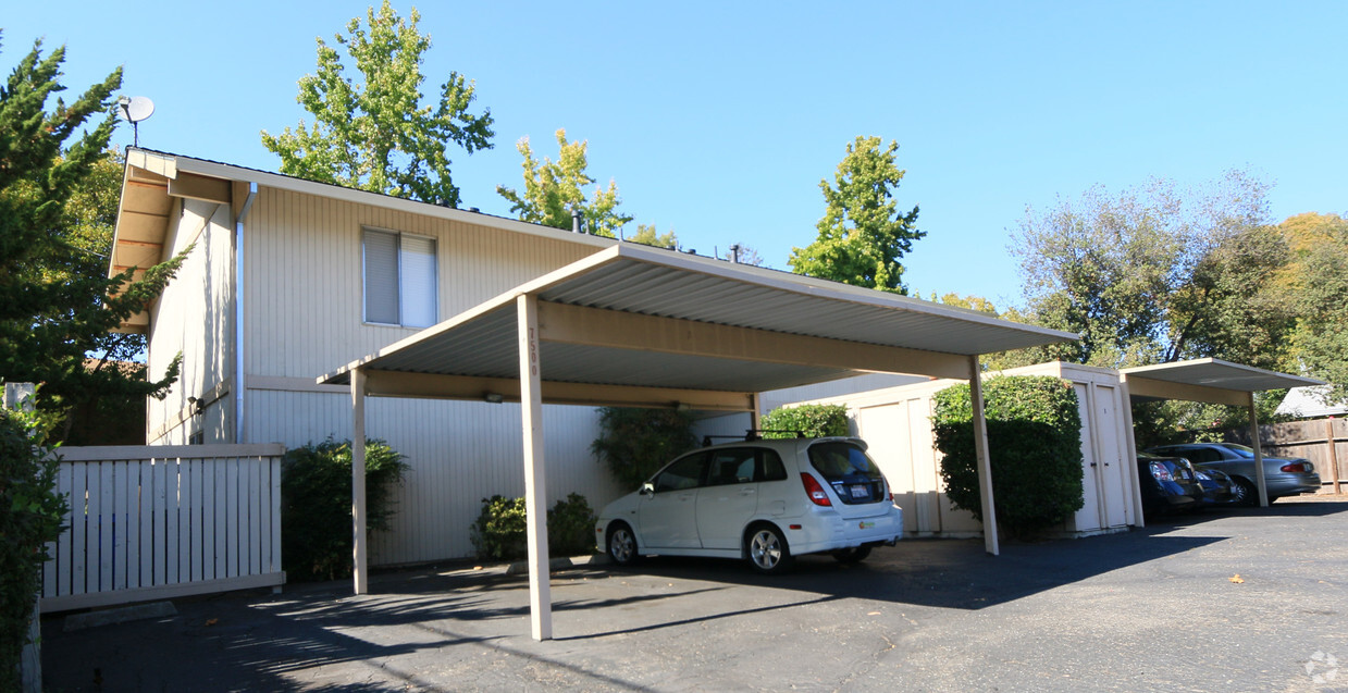 Building Photo - 7500 Bridgit Dr