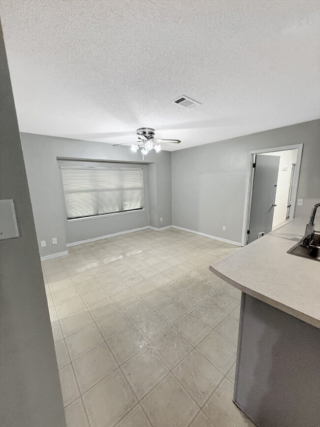 Building Photo - Spacious Corner Lot Rental in Milton, FL