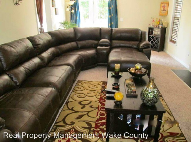 Foto del edificio - 1113 Cane Creek Dr