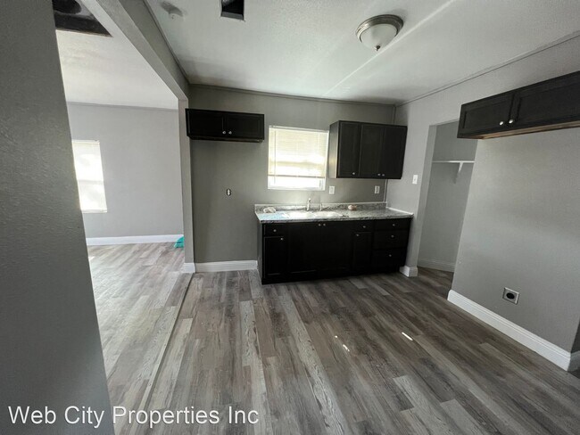 Foto del edificio - 3 br, 1 bath House - 2211 Hooper St.